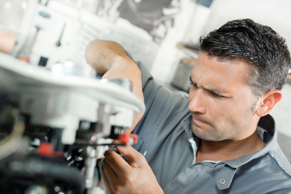 Auto mechanic